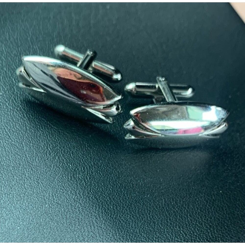 Vintage Swank Shiny Silver Tone Cuff Links‎ Signed